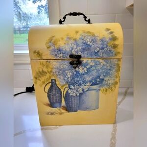 Vintage Floral Decorative Box